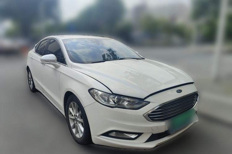 Used Ford Mondeo 2017 EcoBoost 180 Stylish Model Front Right 45 Deg