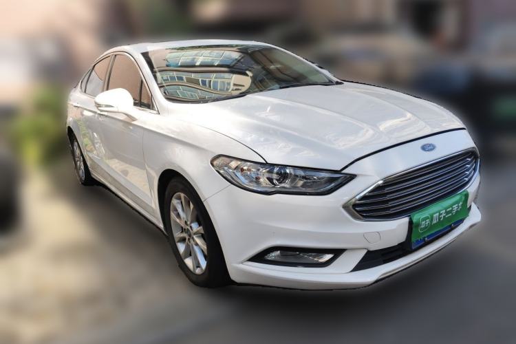 Used Ford Mondeo 2017 EcoBoost 200 Stylish Model Front Right 45 Deg