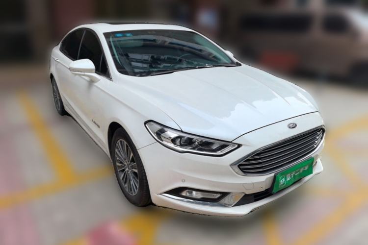 Used Ford Mondeo 2017 2.0L HEV Zhihao Model Front Right 45 Deg