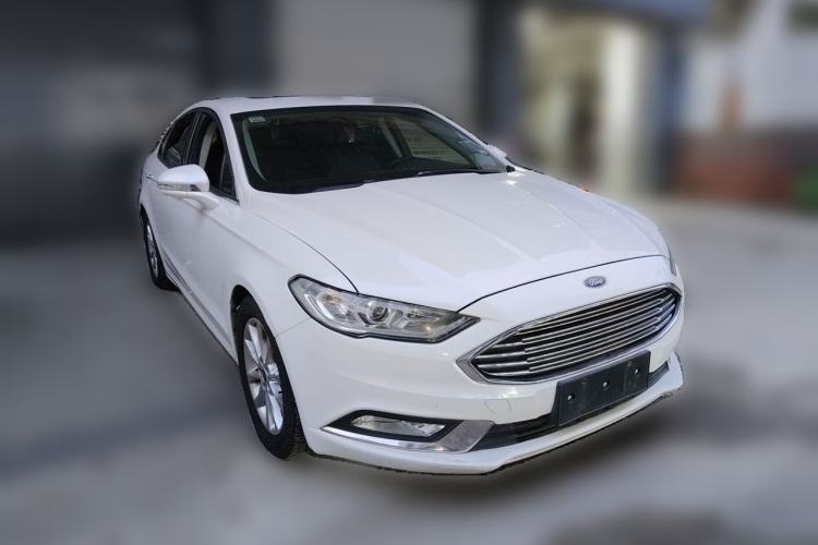 Used Ford Mondeo 2017 EcoBoost 180 Stylish Model Front Right 45 Deg