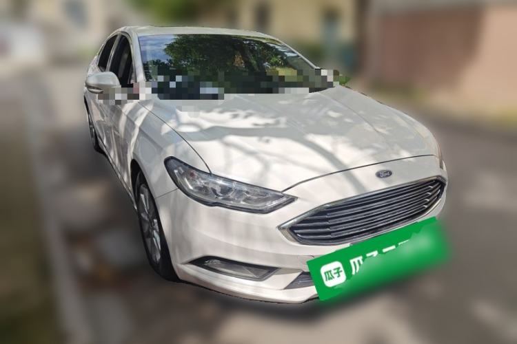 Used Ford Mondeo 2017 EcoBoost 180 Stylish Model Front Right 45 Deg