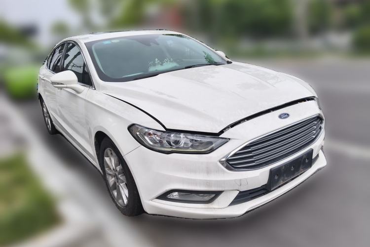 Used Ford Mondeo 2017 EcoBoost 180 Stylish Model Front Right 45 Deg