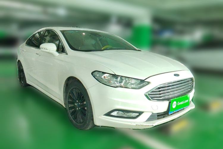 Used Ford Mondeo 2017 EcoBoost 180 Stylish Model Front Right 45 Deg