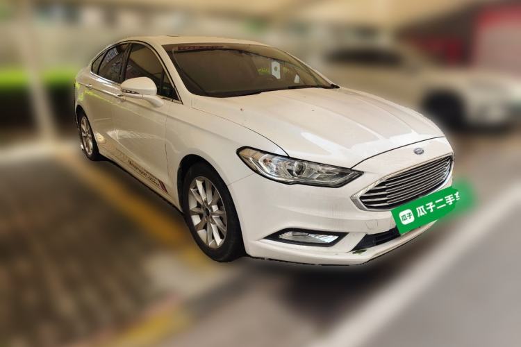 Used Ford Mondeo 2017 EcoBoost 180 Stylish Model Front Right 45 Deg