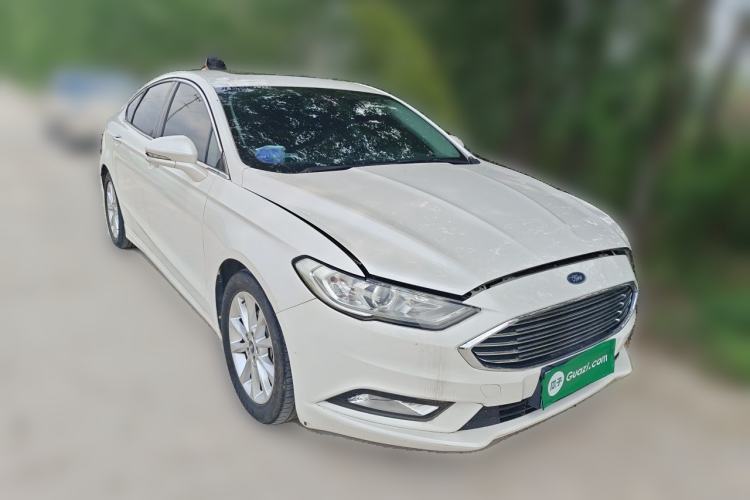 Used Ford Mondeo 2017 EcoBoost 180 Stylish Model Front Right 45 Deg