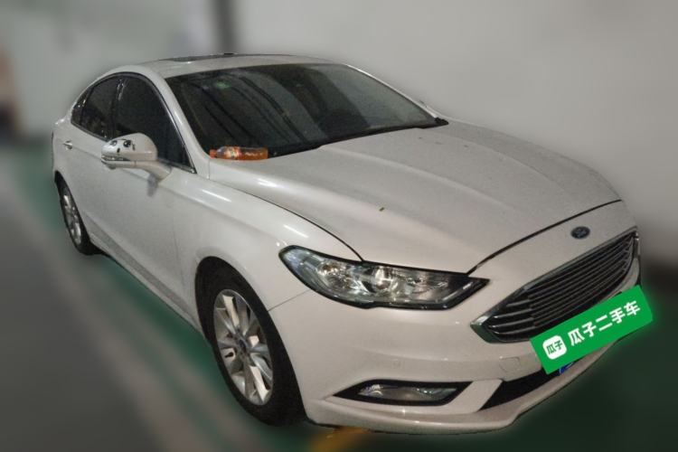Used Ford Mondeo 2017 EcoBoost 180 Stylish Model Front Right 45 Deg