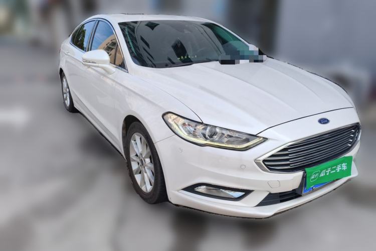 Used Ford Mondeo 2017 EcoBoost 180 Stylish Model Front Right 45 Deg
