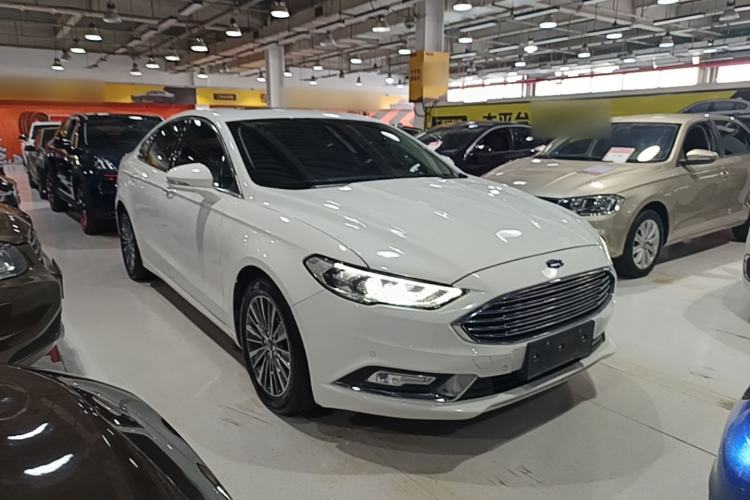 Used Ford Mondeo 2017 Facelifted EcoBoost 200 Luxury Version Front Right 45 Deg