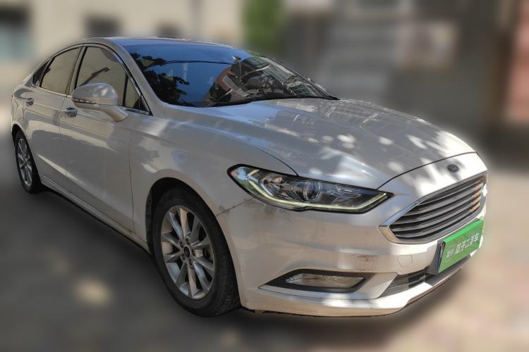 Used Ford Mondeo 2017 EcoBoost 180 Stylish Model Front Right 45 Deg