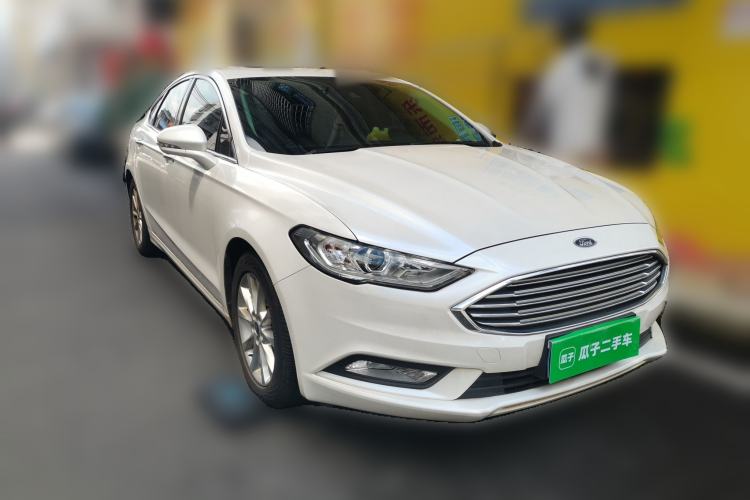 Used Ford Mondeo 2017 EcoBoost 200 Stylish Model Front Right 45 Deg