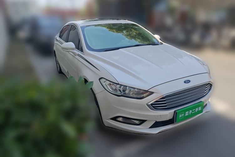 Used Ford Mondeo 2017 EcoBoost 180 Stylish Model Front Right 45 Deg