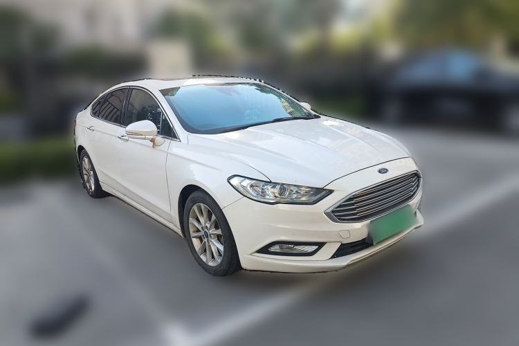 Used Ford Mondeo 2017 EcoBoost 180 Stylish Model Front Right 45 Deg