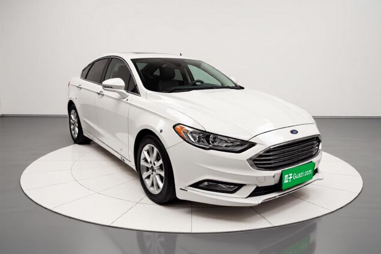 Used Ford Mondeo 2017 EcoBoost 180 Stylish Model Front Right 45 Deg