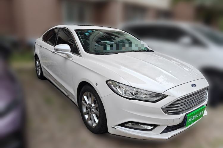 Used Ford Mondeo 2017 EcoBoost 180 Stylish Model Front Right 45 Deg