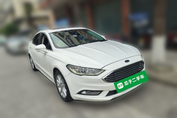 Used Ford Mondeo 2017 EcoBoost 200 Stylish Model Front Right 45 Deg