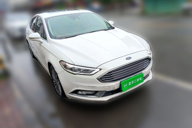 Used Ford Mondeo 2017 EcoBoost 180 Luxury Model Front Right 45 Deg