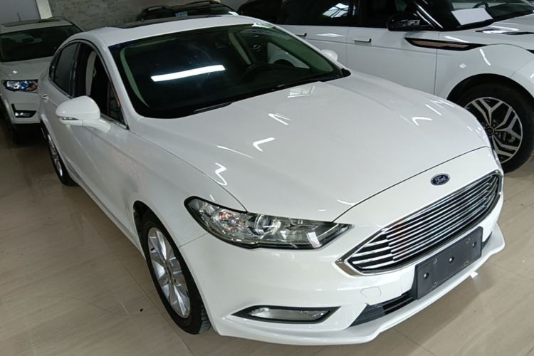 Used Ford Mondeo 2017 EcoBoost 180 Stylish Model Front Right 45 Deg