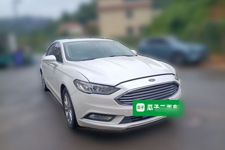Used Ford Mondeo 2017 EcoBoost 200 Stylish Model Front Right 45 Deg