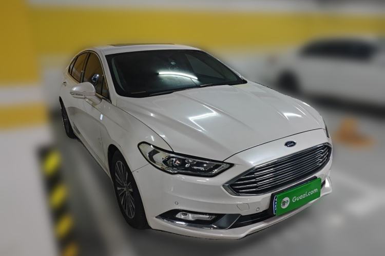 Used Ford Mondeo 2017 EcoBoost 180 Luxury Model Front Right 45 Deg