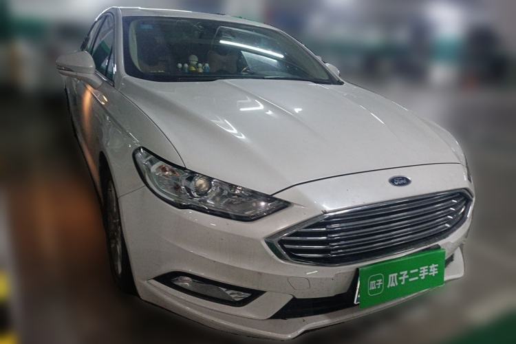 Used Ford Mondeo 2017 EcoBoost 180 Luxury Model Front Right 45 Deg