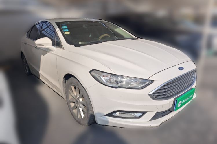Used Ford Mondeo 2017 EcoBoost 180 Stylish Model Front Right 45 Deg