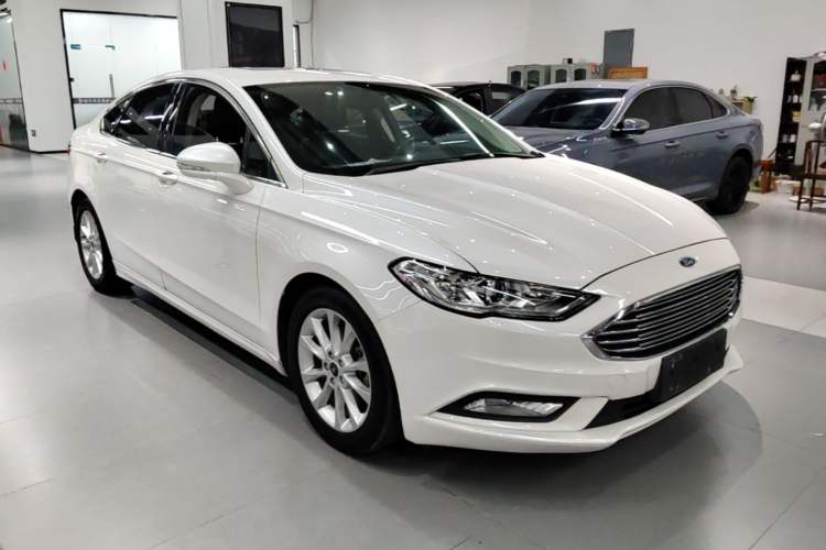 Used Ford Mondeo 2017 Facelifted EcoBoost 180 Fashion Edition Front Right 45 Deg