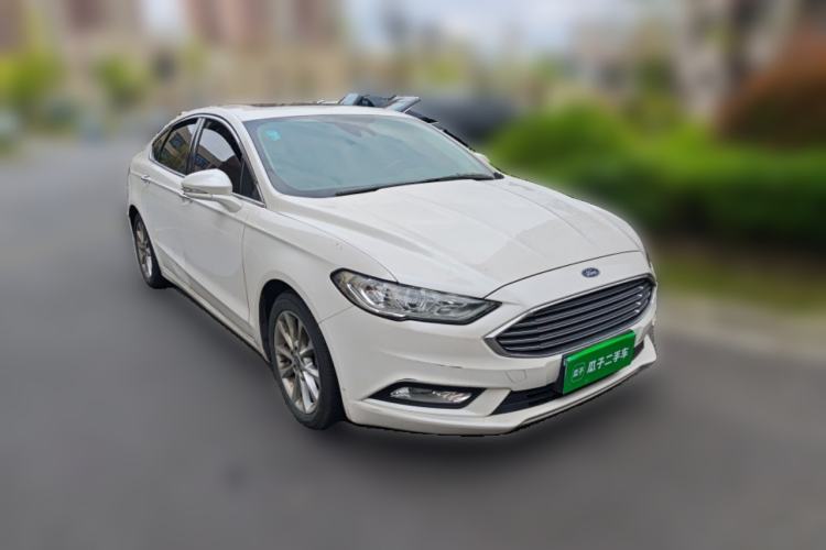 Used Ford Mondeo 2017 EcoBoost 180 Stylish Model Front Right 45 Deg