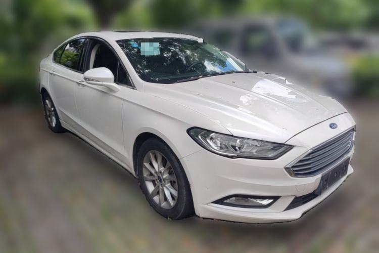 Used Ford Mondeo 2017 EcoBoost 180 Stylish Model Front Right 45 Deg