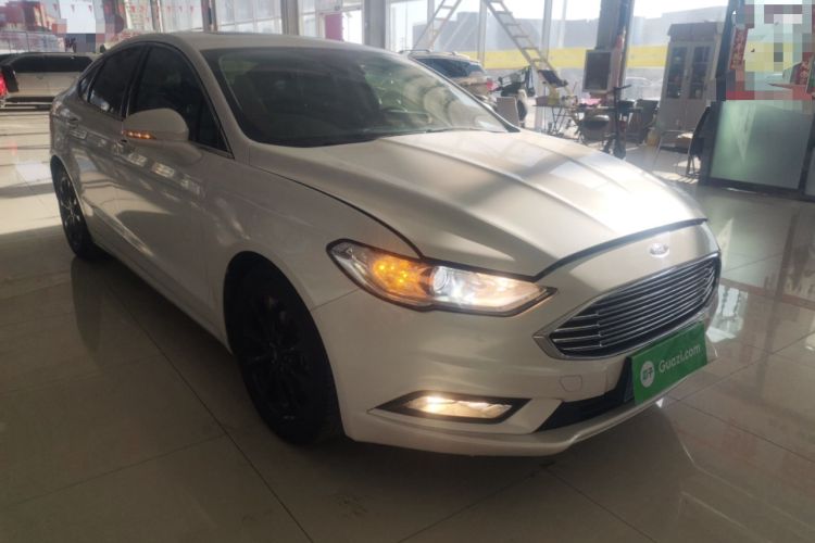 Used Ford Mondeo 2017 EcoBoost 180 Stylish Model Front Right 45 Deg