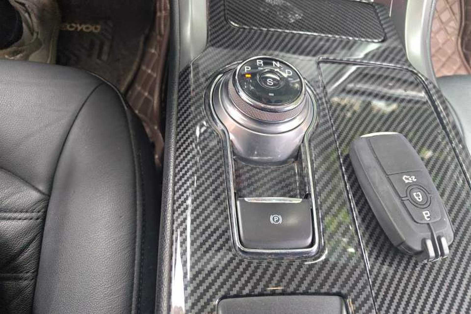 Used Ford Mondeo 2017 EcoBoost 200 Stylish Model Gear Lever