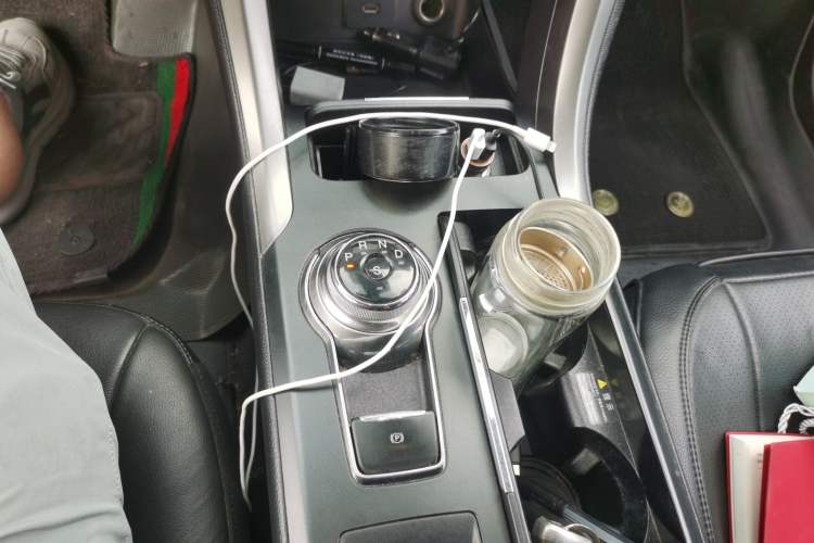 Used Ford Mondeo 2017 Facelifted EcoBoost 180 Fashion Edition Gear Lever