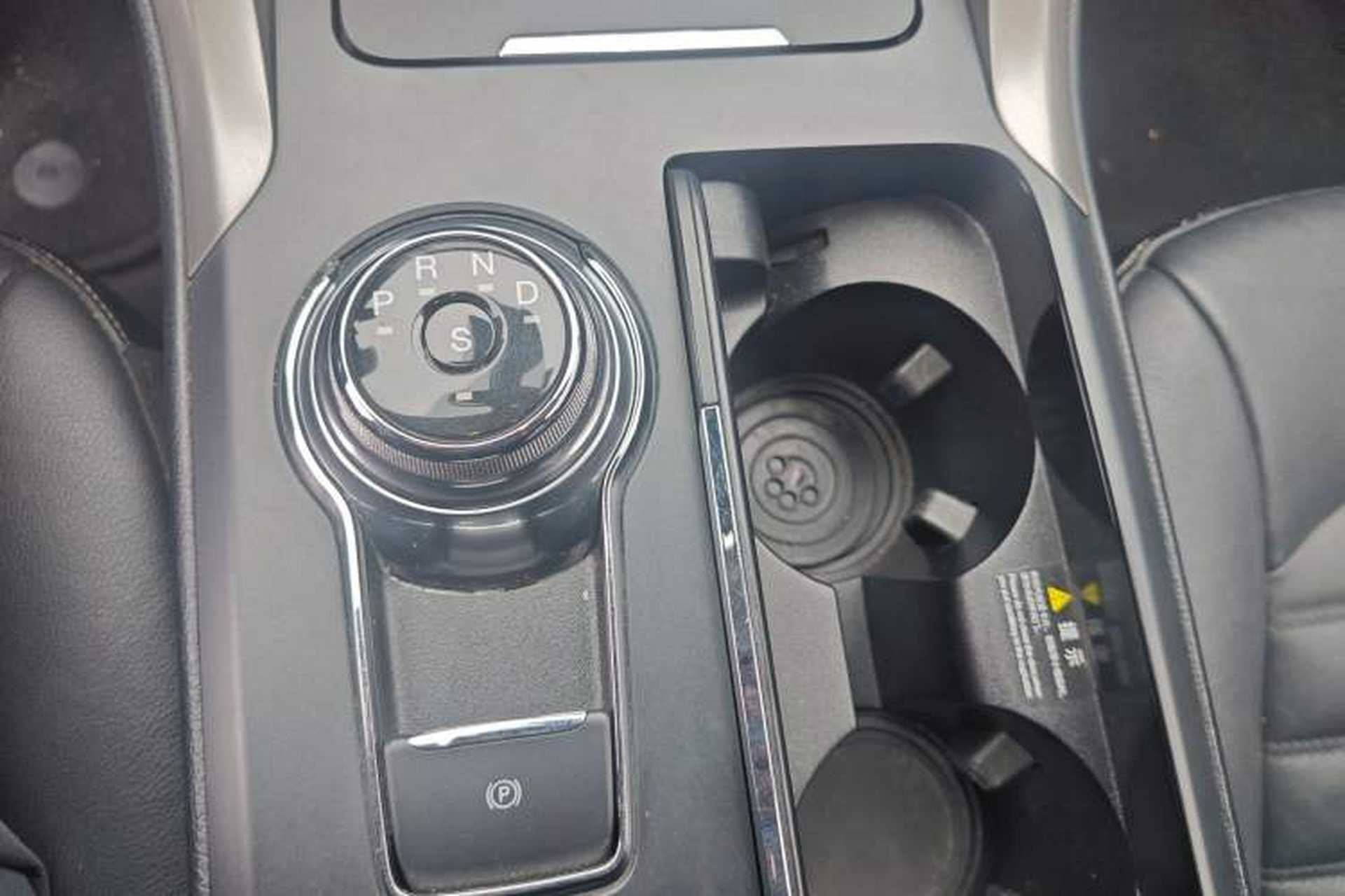 Used Ford Mondeo 2017 Facelifted EcoBoost 180 Fashion Edition Gear Lever