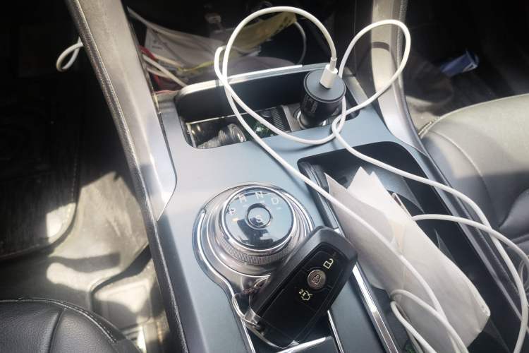 Used Ford Mondeo 2017 EcoBoost 180 Stylish Model Gear Lever