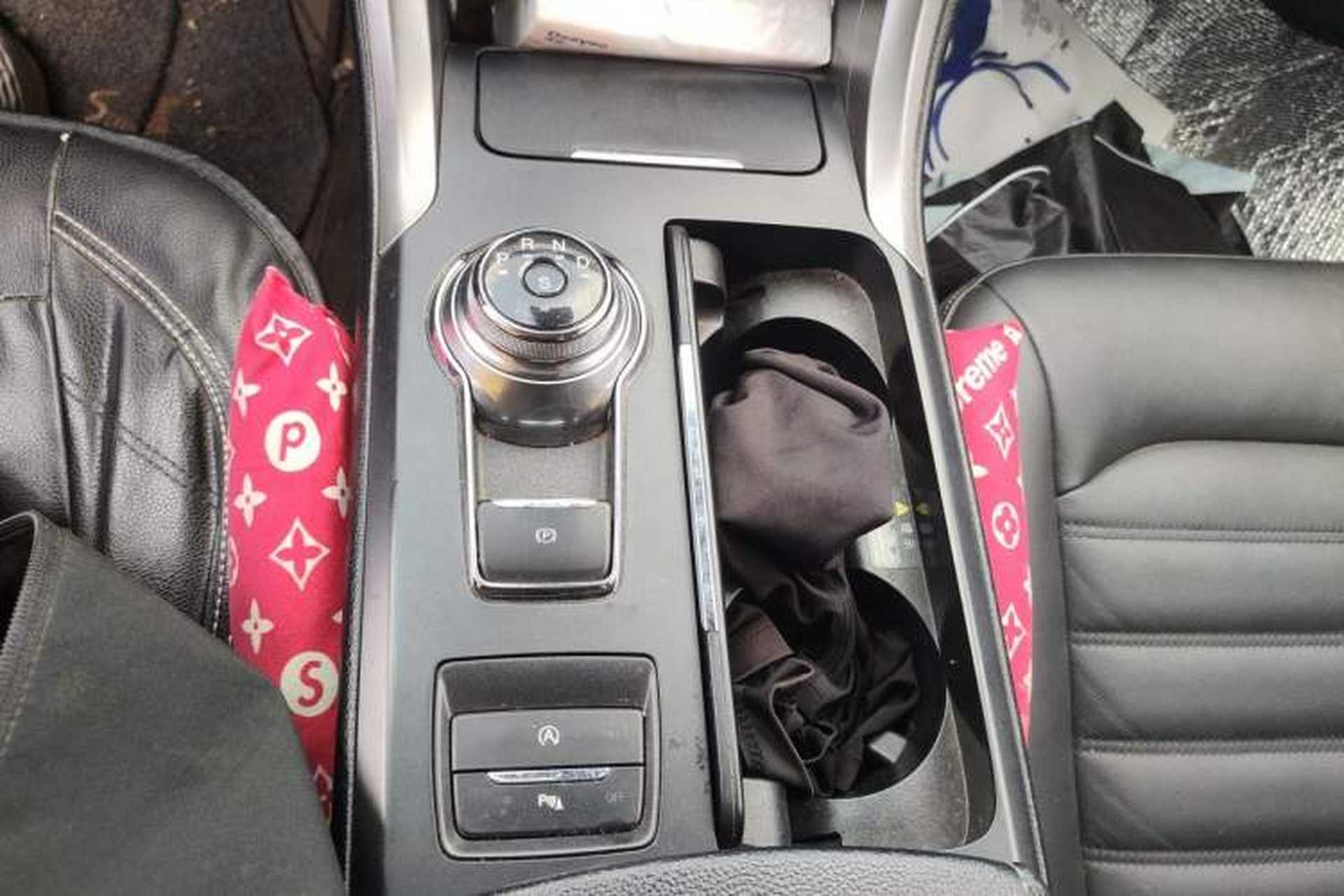 Used Ford Mondeo 2017 Facelifted EcoBoost 200 Luxury Version Gear Lever