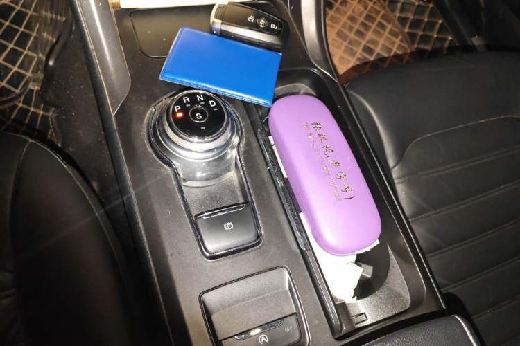 Used Ford Mondeo 2017 EcoBoost 180 Stylish Model Gear Lever