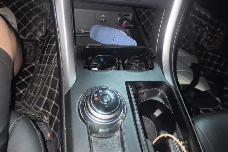 Used Ford Mondeo 2017 Facelifted EcoBoost 180 Fashion Edition Gear Lever