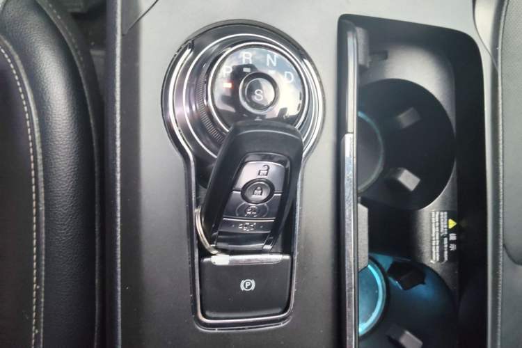 Used Ford Mondeo 2017 EcoBoost 245 Luxury Sport Model Gear Lever