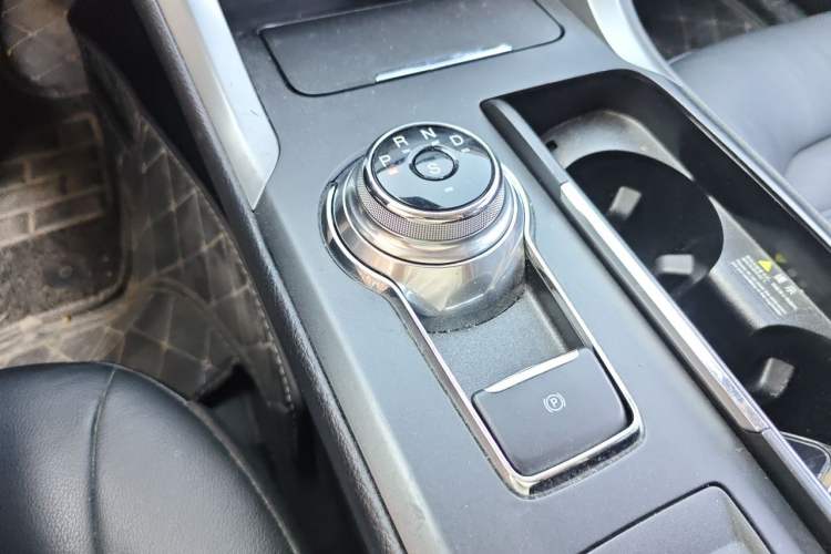 Used Ford Mondeo 2017 EcoBoost 180 Stylish Model Gear Lever