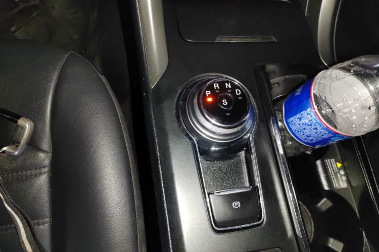 Used Ford Mondeo 2017 Facelifted EcoBoost 180 Fashion Edition Gear Lever