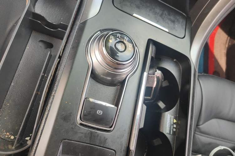 Used Ford Mondeo 2017 EcoBoost 180 Stylish Model Gear Lever
