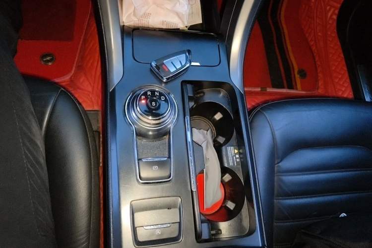 Used Ford Mondeo 2017 EcoBoost 180 Stylish Model Gear Lever