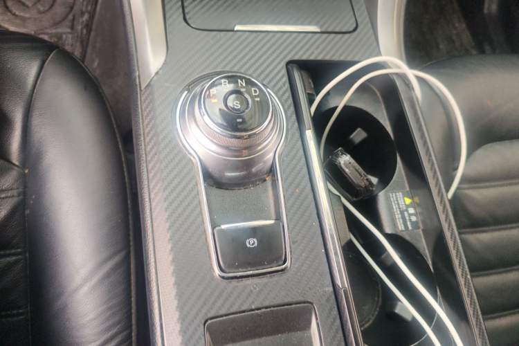 Used Ford Mondeo 2017 EcoBoost 200 Stylish Model Gear Lever