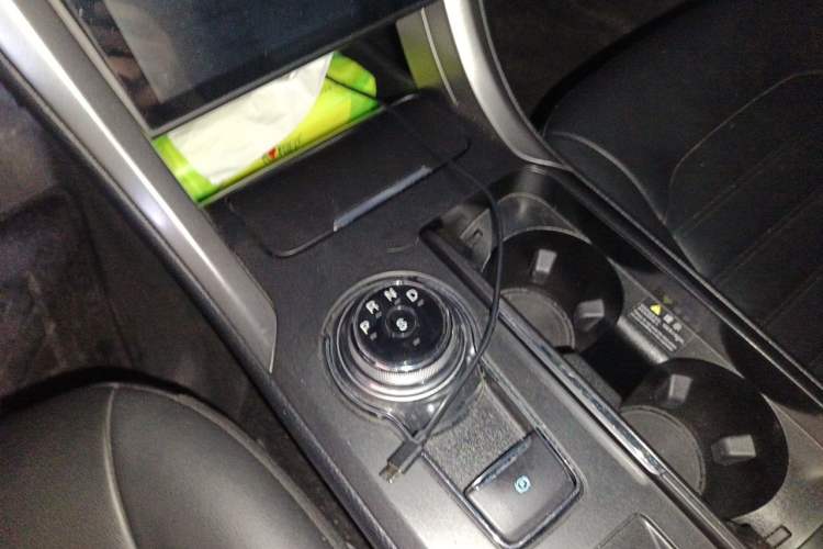 Used Ford Mondeo 2017 EcoBoost 180 Stylish Model Gear Lever