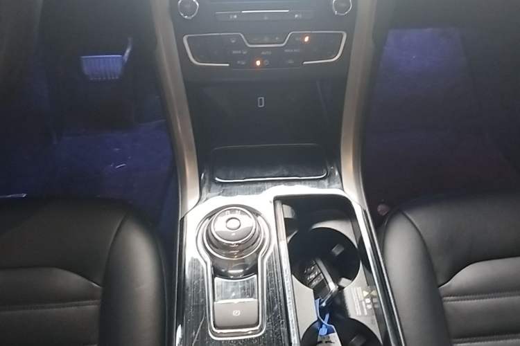 Used Ford Mondeo 2017 EcoBoost 200 Luxury Model Gear Lever
