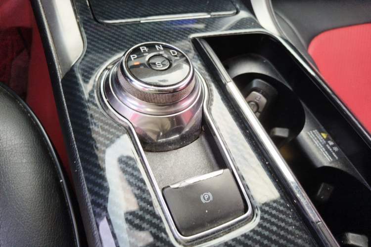 Used Ford Mondeo 2017 Facelifted EcoBoost 200 Luxury Version Gear Lever