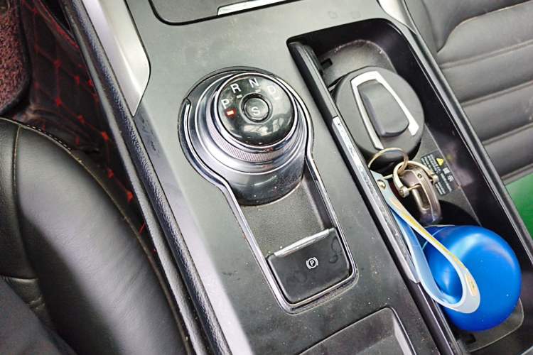 Used Ford Mondeo 2017 EcoBoost 180 Stylish Model Gear Lever
