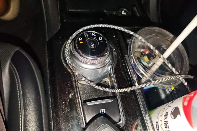 Used Ford Mondeo 2017 EcoBoost 245 Luxury Sport Model Gear Lever