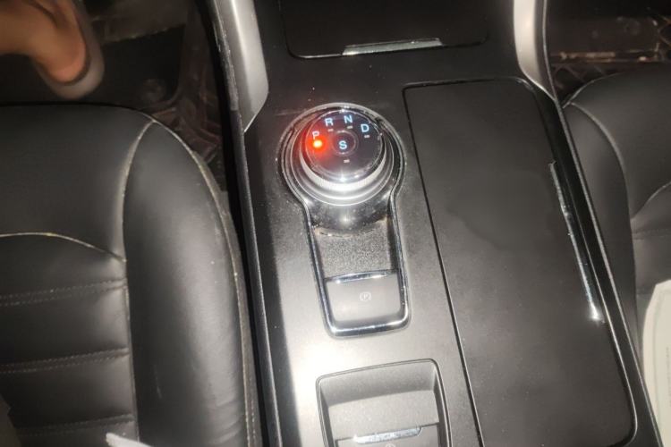 Used Ford Mondeo 2017 EcoBoost 180 Stylish Model Gear Lever