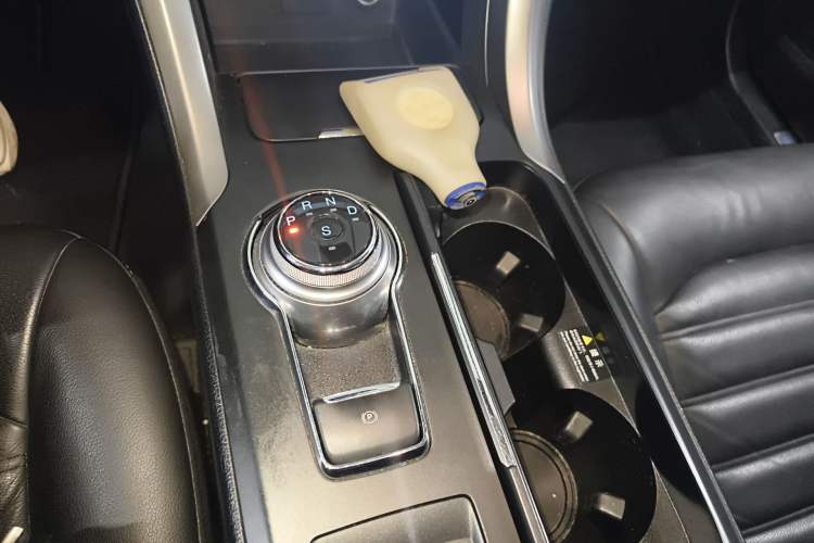 Used Ford Mondeo 2017 EcoBoost 200 Stylish Model Gear Lever
