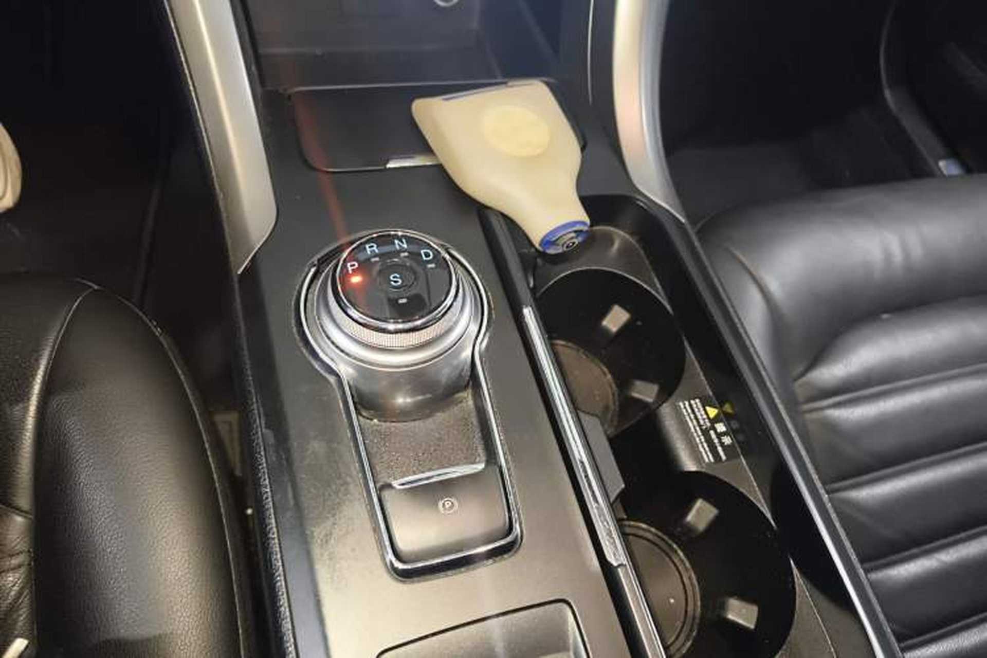 Used Ford Mondeo 2017 EcoBoost 200 Stylish Model Gear Lever